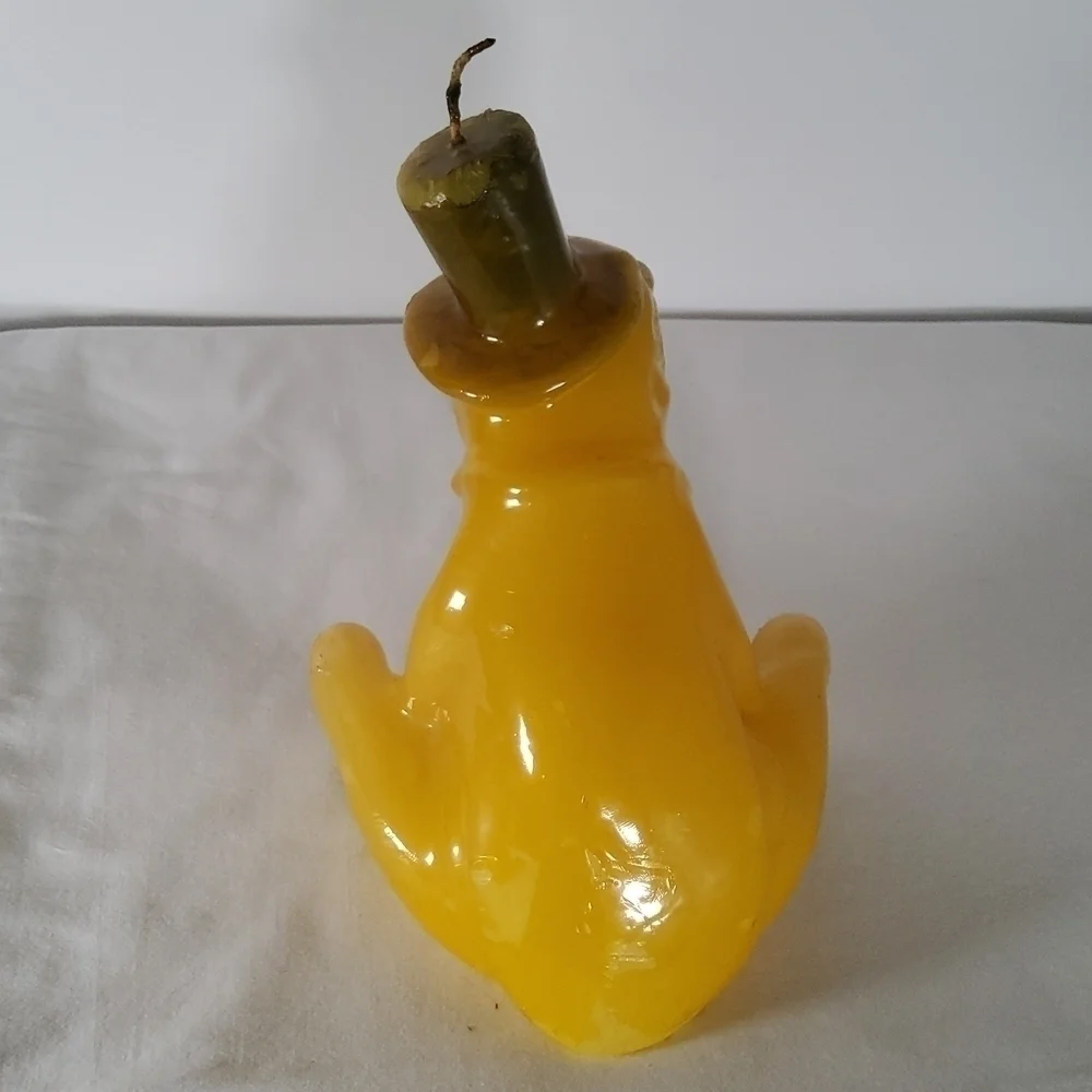Hand made large toad candle